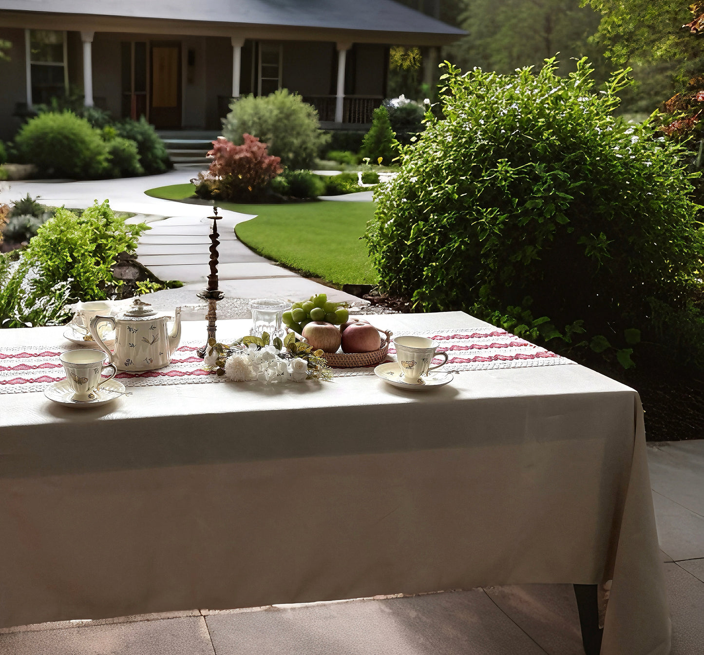 HeartRose Linen Tassel Table Runner
