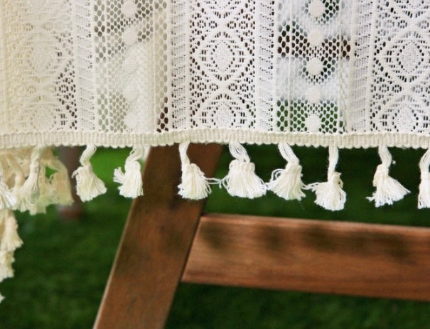 White Hollow Tassel Holiday Alfresco Afternoon Tea Tablecloth